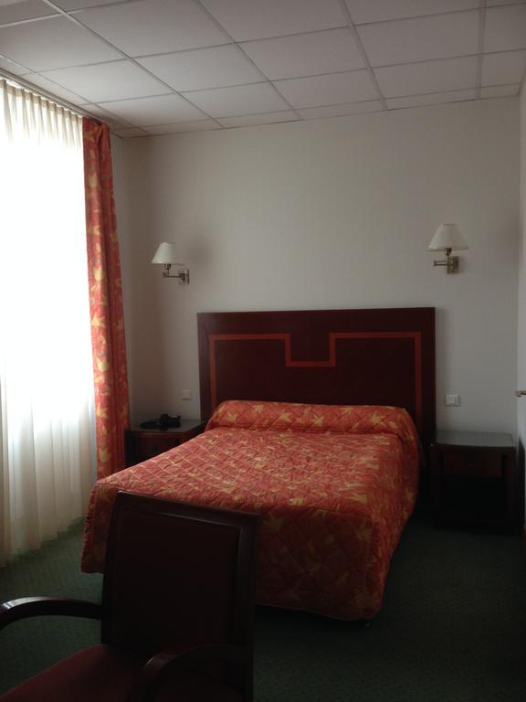 Hotel Union Sarreguemines Kültér fotó